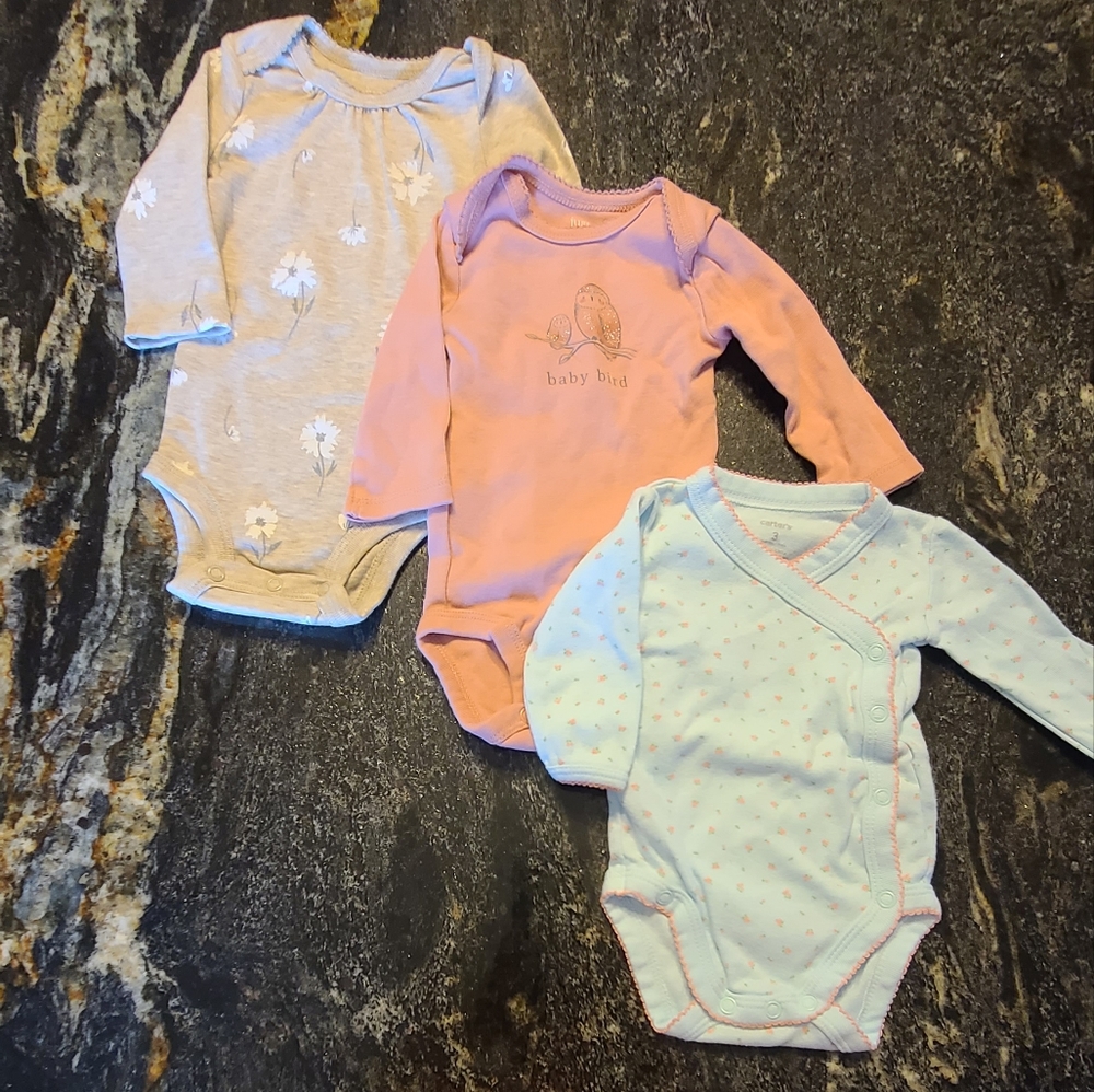 3 long sleeve onesies